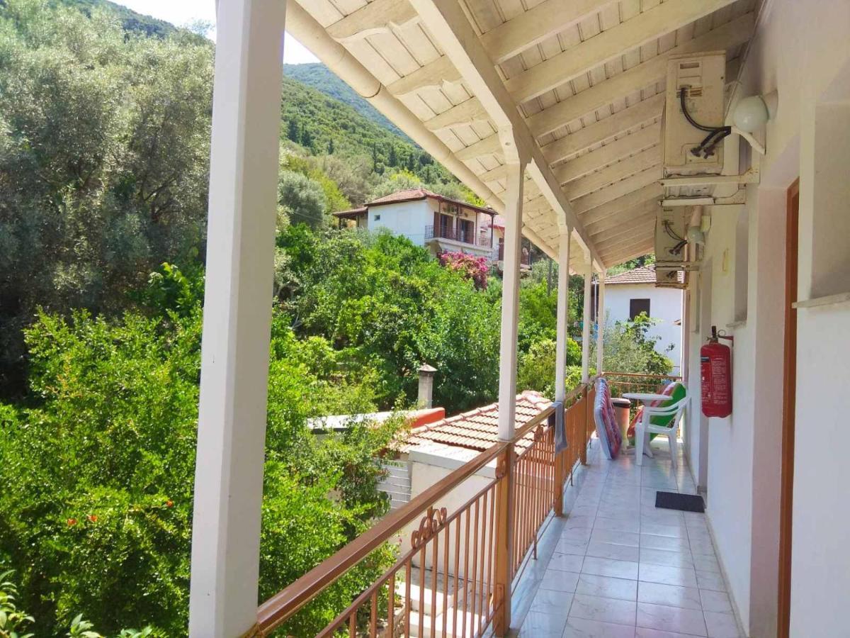 Kostas Studios II Vasilikí Eksteriør billede