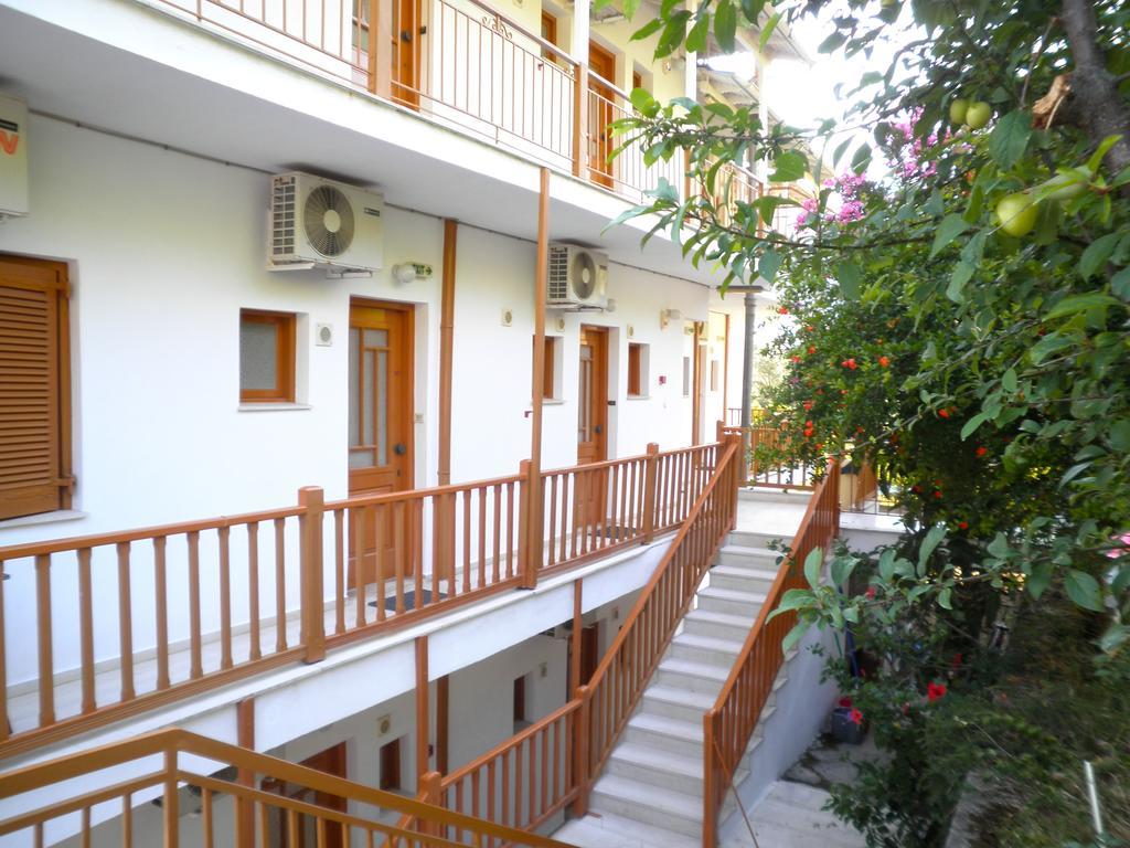 Kostas Studios II Vasilikí Eksteriør billede